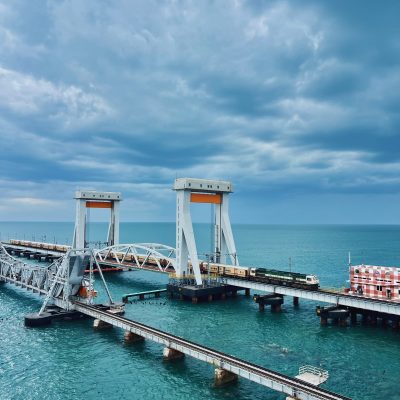 🌉 Pamban Bridge (Iconic Sea Bridge)